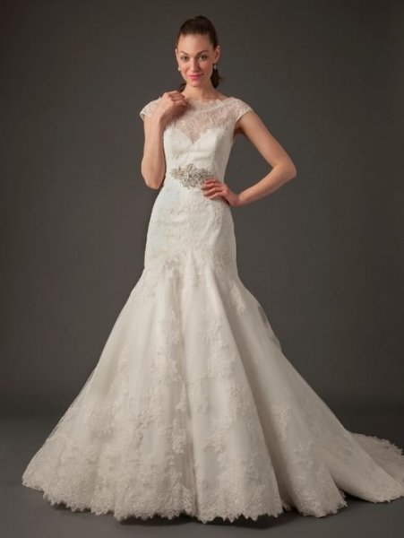 12-danielle-caprese-wedding-dresses-h724