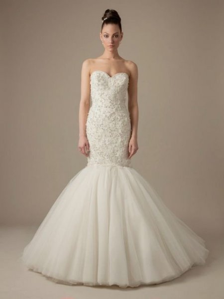 14-dennis-basso-wedding-dresses-h724